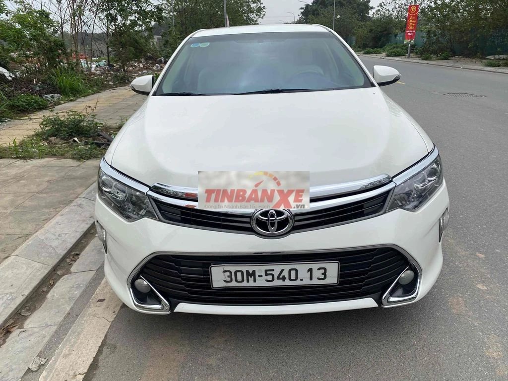 Toyota Camry 2.0e sx 2018 mới xuất sắc