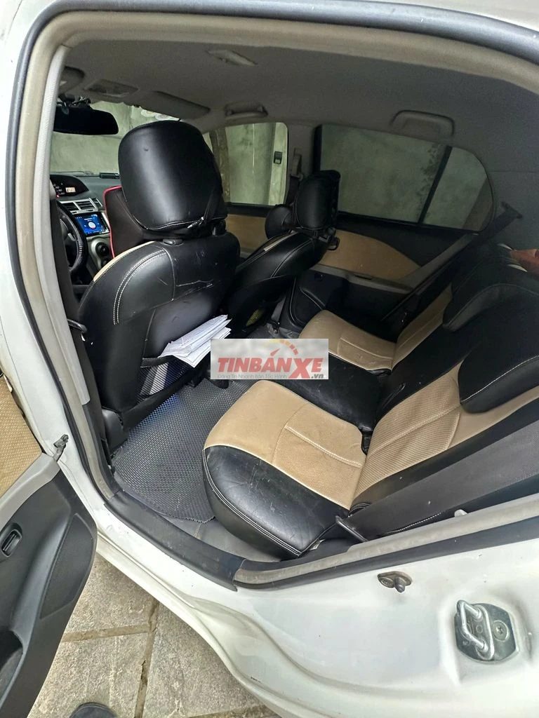 Toyota Yaris 2009 Trắng 170000 km