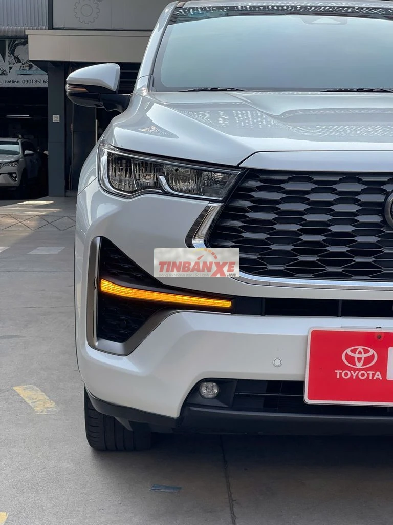 Innova Cross Hybrid 2024 - Cực bền bỉ và tiết kiệm