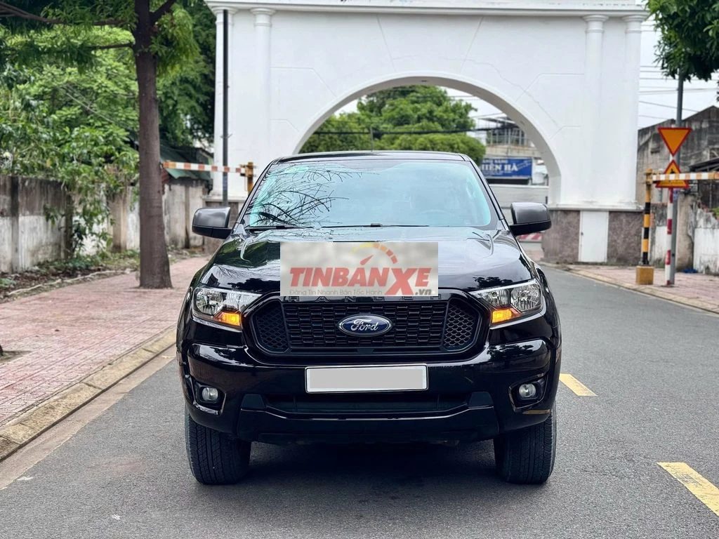 Ford Ranger XLS 2.2 4x2 AT 2022 Đen