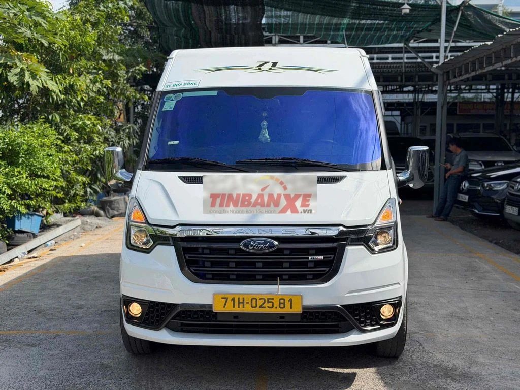 Trainsit 2024 xe ít chạy ,rất đẹp hỗ trợ vay 60%