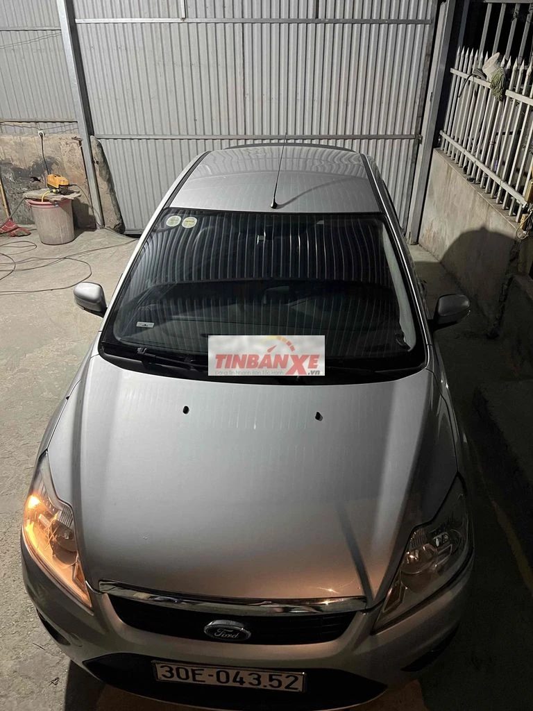 Ford Focus 2010 Hatchback Bạc