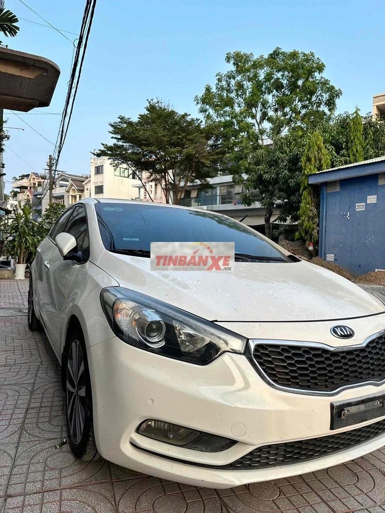 Kia K3 2015 máy 2.0 bản full có cửa sổ trời