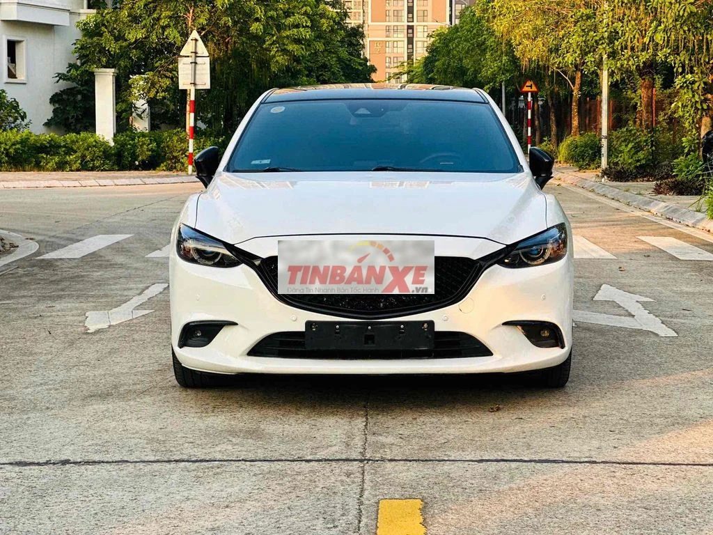 Mazda 6 Premium 2.5 AT sản xuất 2018