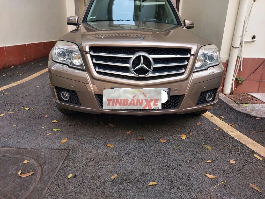 Mercedes-Benz GLK300 2010 Cát cháy 315tr