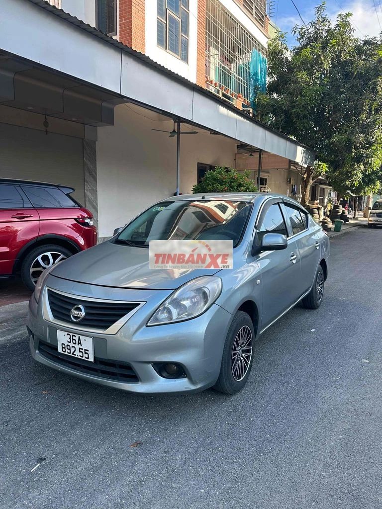 Nissan Sunny 2014 1.5 Xám