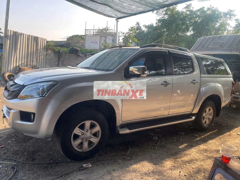 Isuzu D-Max 2017 Bạc 63.000 km