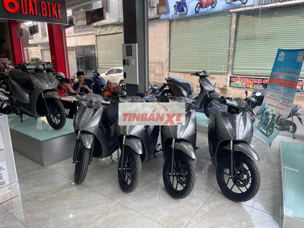 Xe máy điện DatBike Quantum