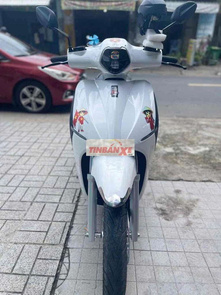 Xe máy điện Datbike QuanTum S2 Trắng