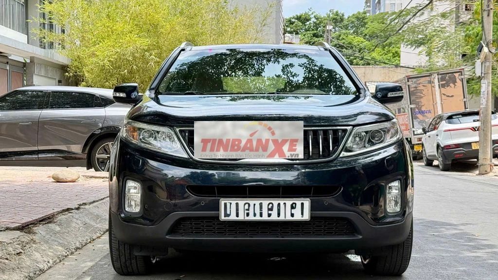 Kia Sorento 7 chỗ Đen