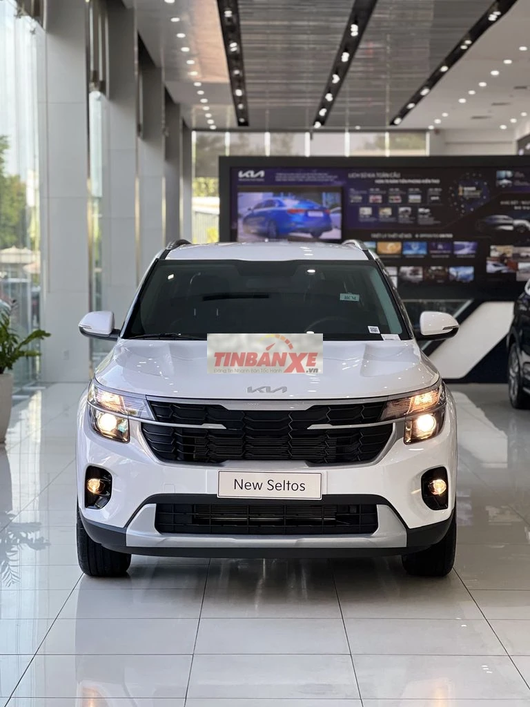 New Kia Seltos 1.5 AT 2026 - giảm giá hơn thuế