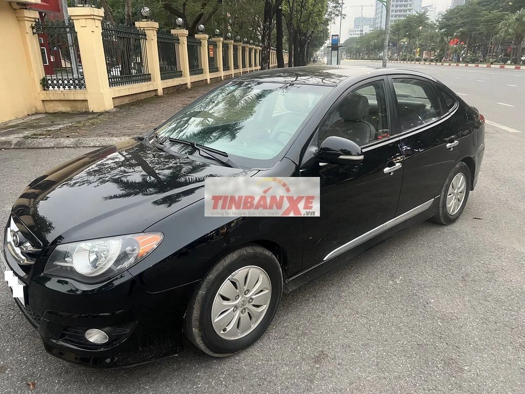 Hyundai Avante 2011 1.6L Đen