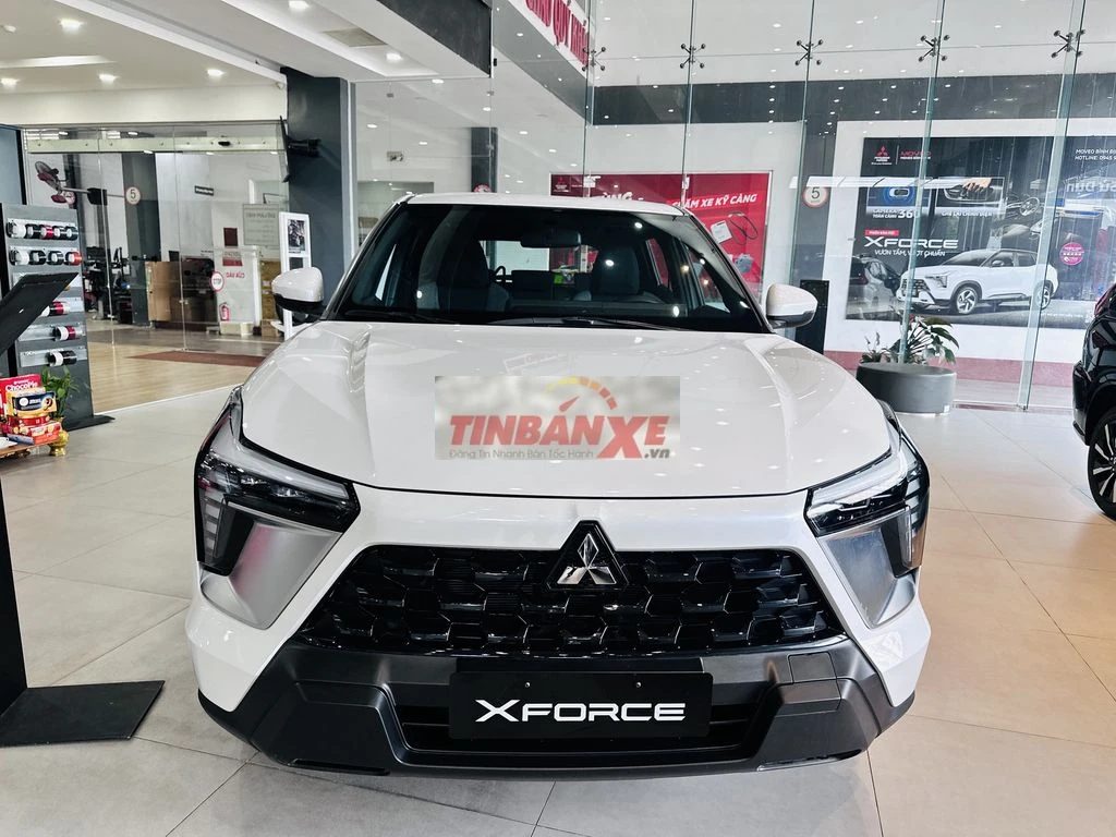 Mitsubishi Xforce GLX Trắng