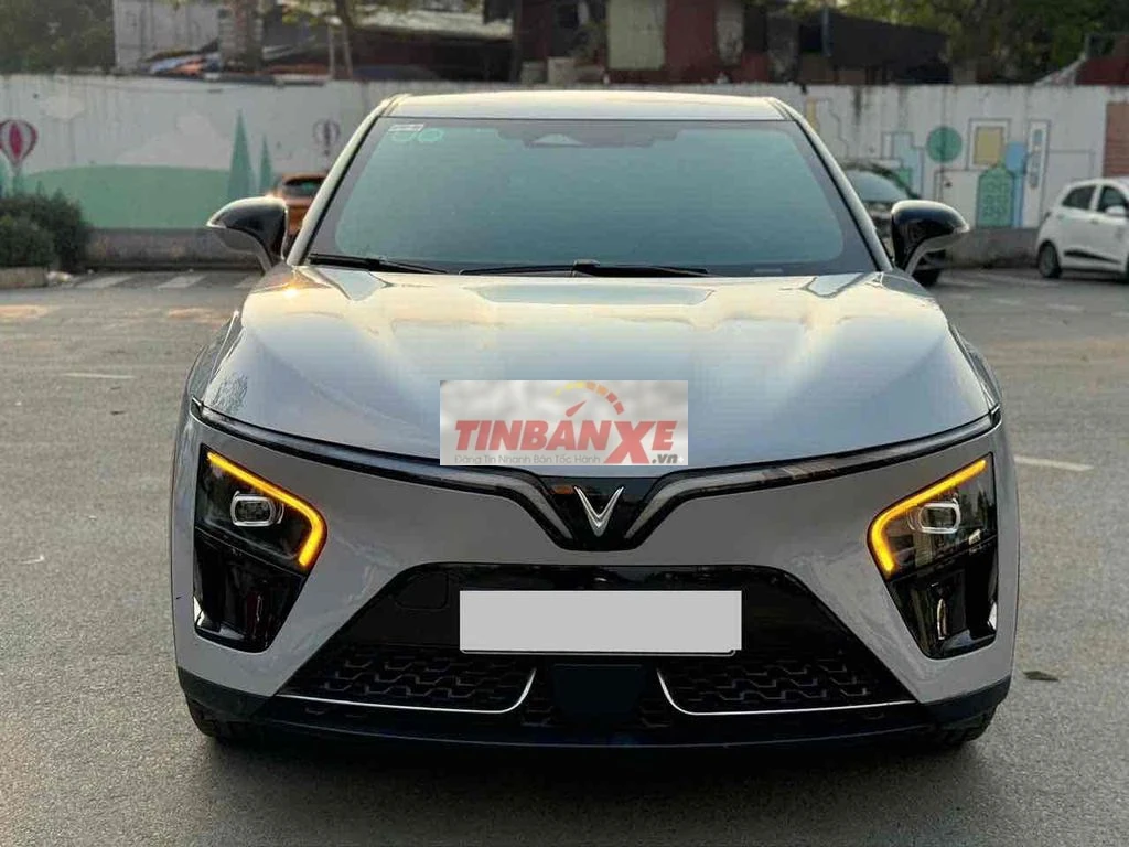 VinFast VF7 SX 2025 Plus - 9000 km