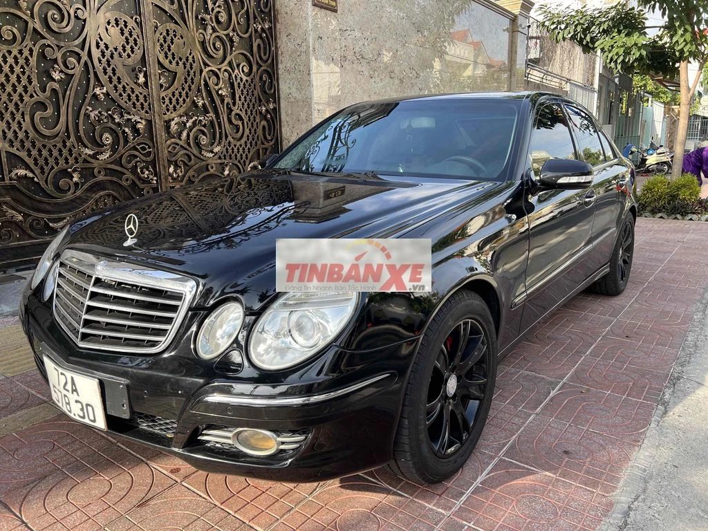 Mercedes-Benz E 200 Kompressor 2008 Đen