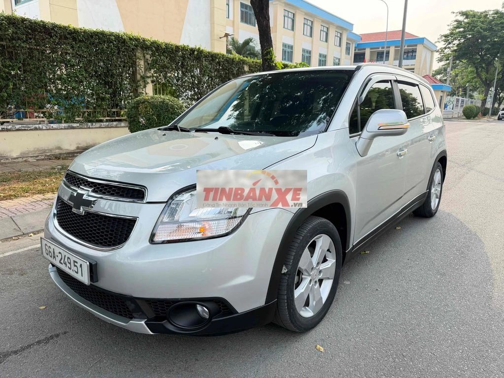 Orlando 1.8 MT SX 2017, Odo 52000 km, Như Mới