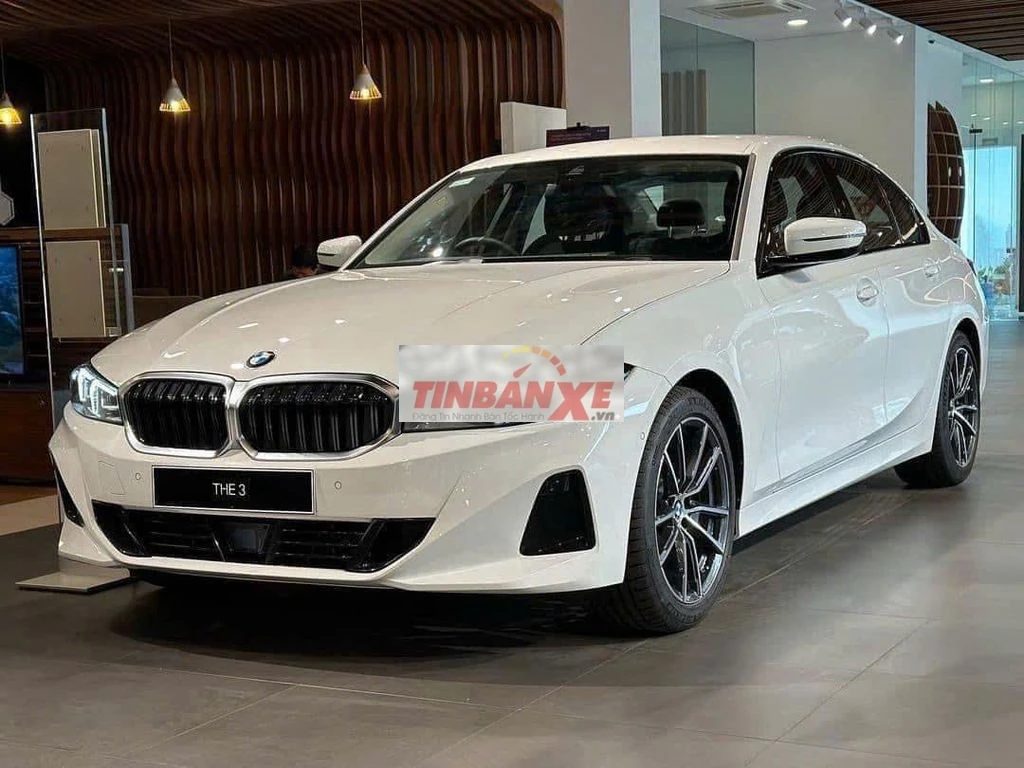 BMW 320i Sport Line 2025