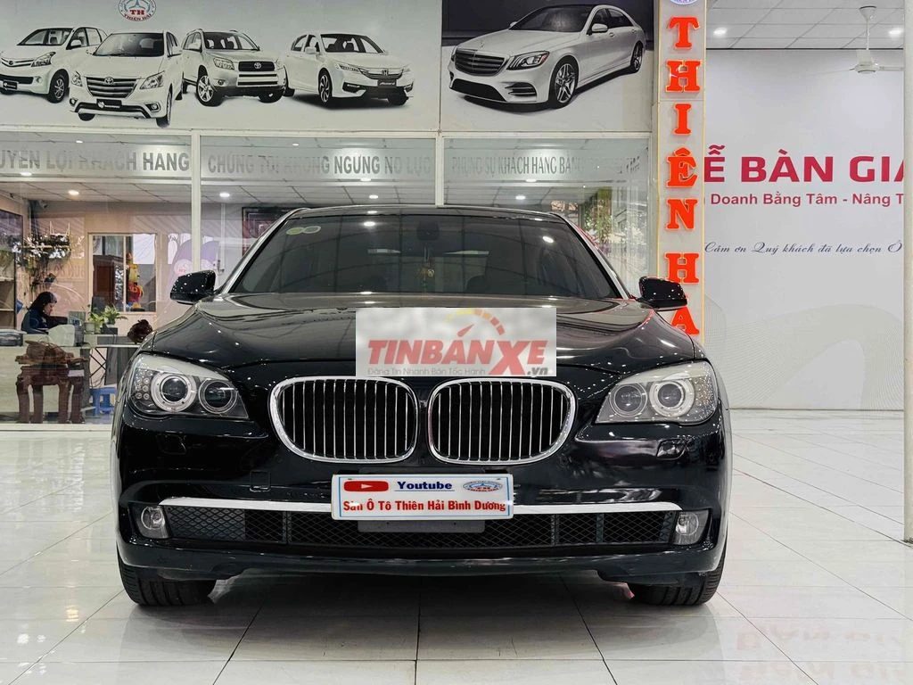 BMW 730li 2011 đen 129.000 km