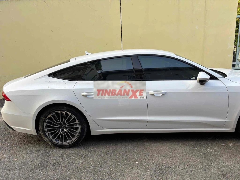 Audi A7 2024 45 TFSI - 26000 km