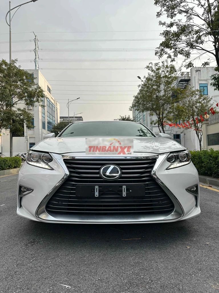 Lexus ES250 2015
