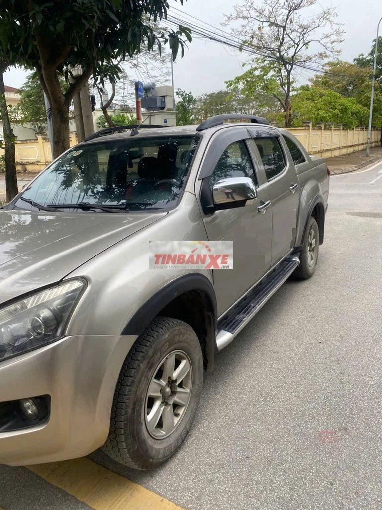 Cần ban Isuzu D-Max Vàng cát