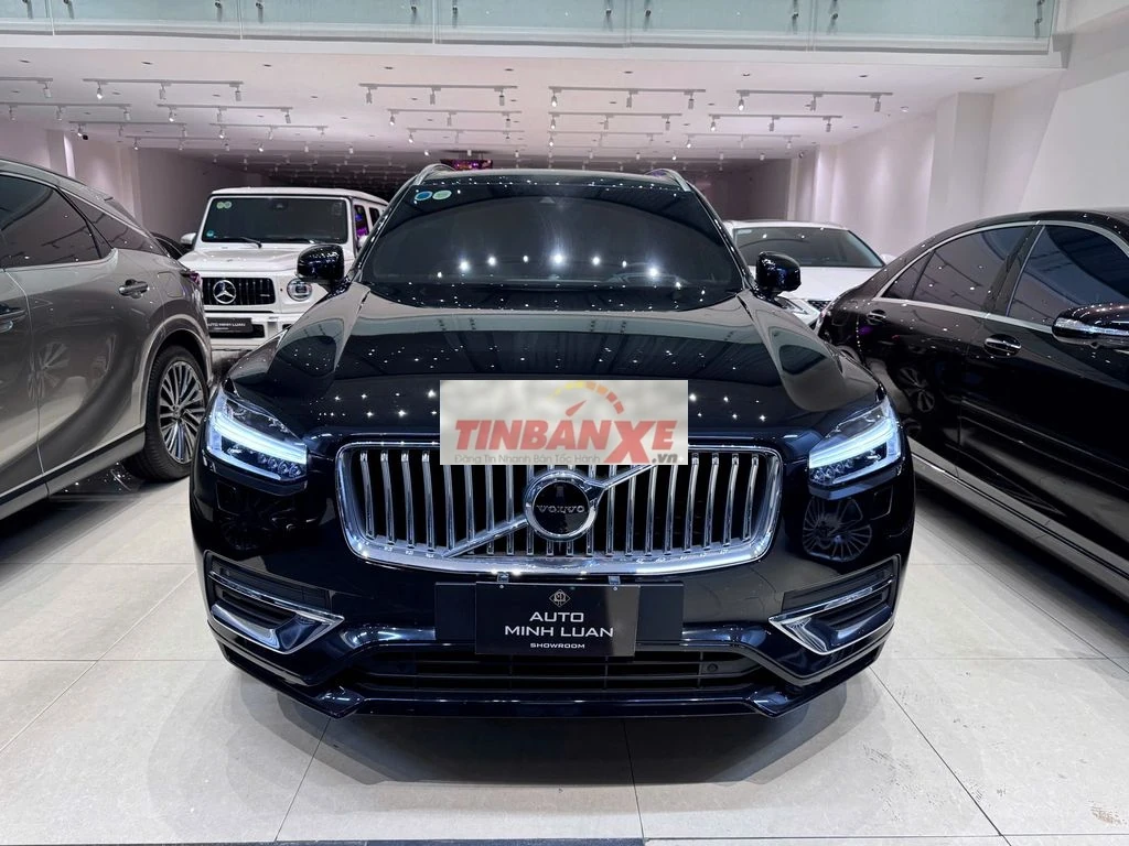 Volvo XC90 2022 Recharge T8 AWD - 19000 km