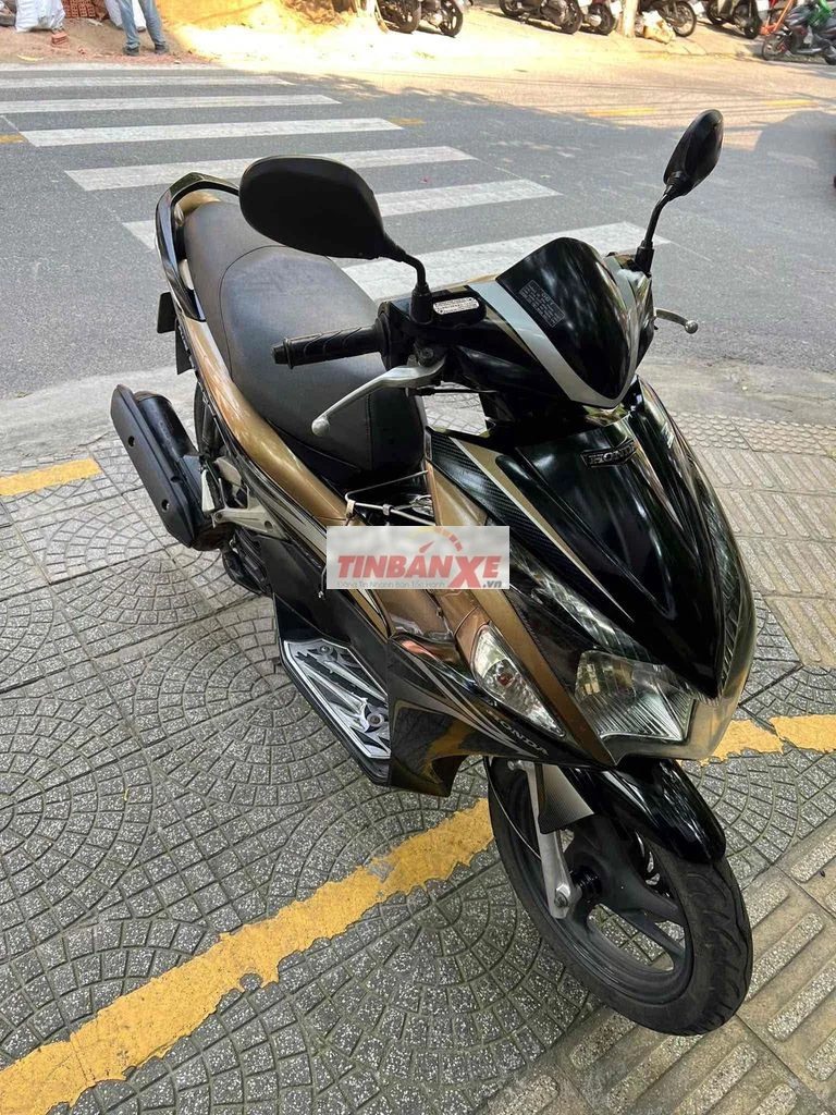 Honda Air Blade Đen Vàng đồng giấy tờ đầy đủ