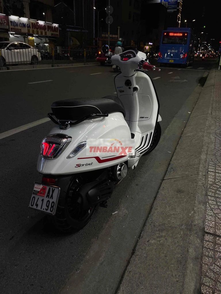 Piaggio Vespa Sprint Trắng 8600 km