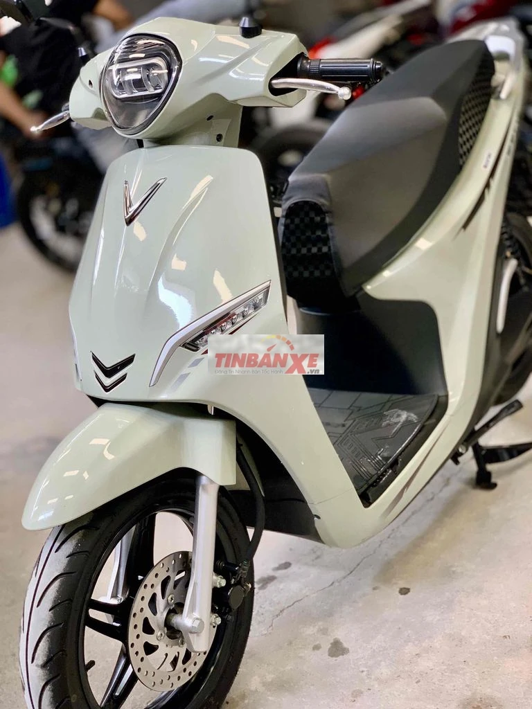 👉 VinFast Feliz 2025 Bản 2 Pin Chính Chủ Xe Đẹp