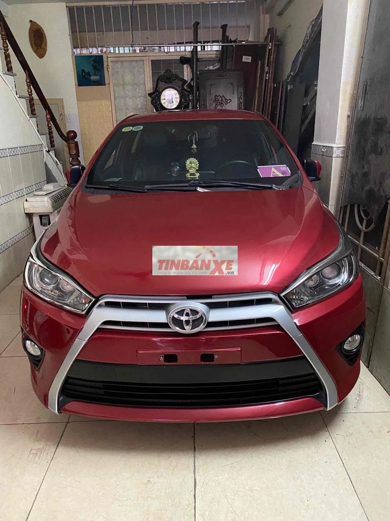 Toyota Yaris G nhập khẩu kiểu dáng sang trọng