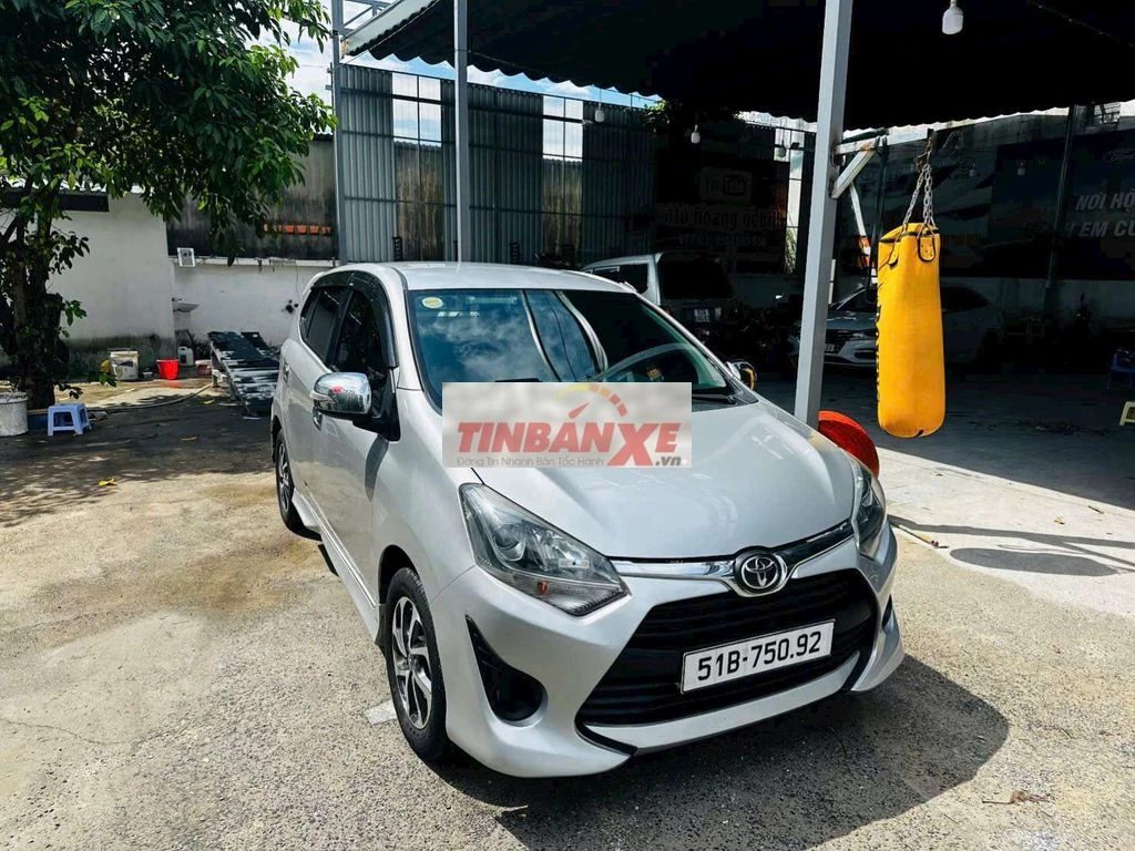 Toyota Wigo 2018 STD Bạc