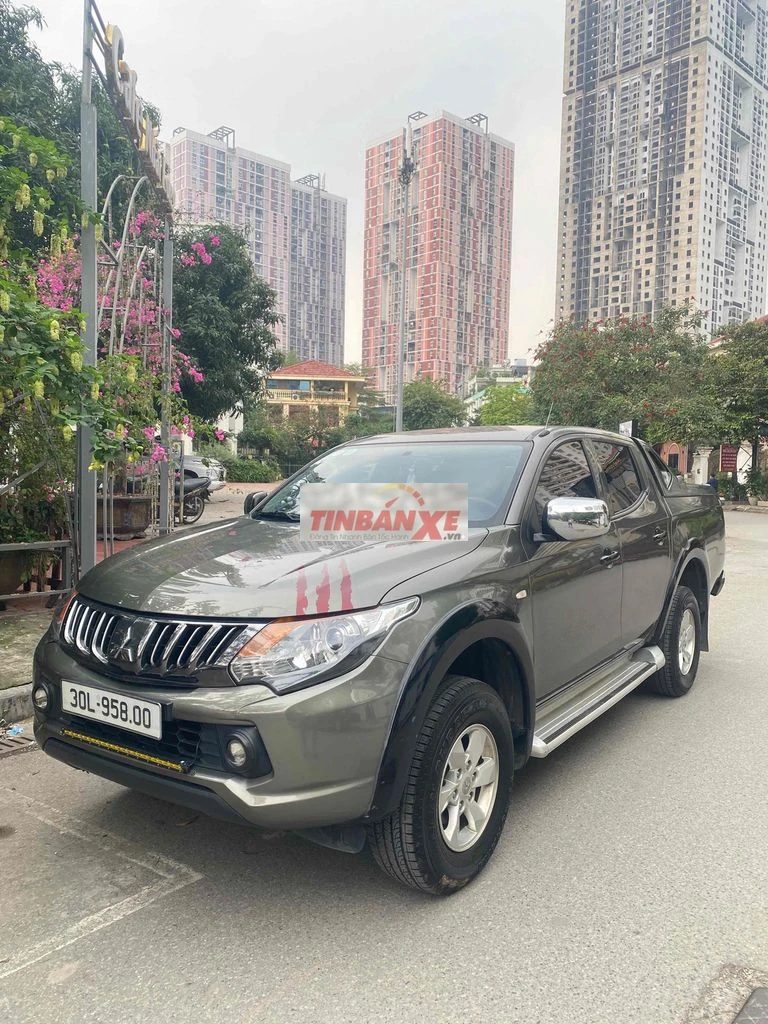 Mitsubishi Triton 2018 4x2 AT - 115000 km