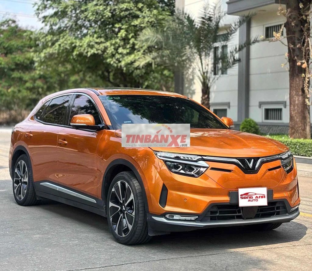 VinFast VF8 Plus 2022 Cam bản mua pin