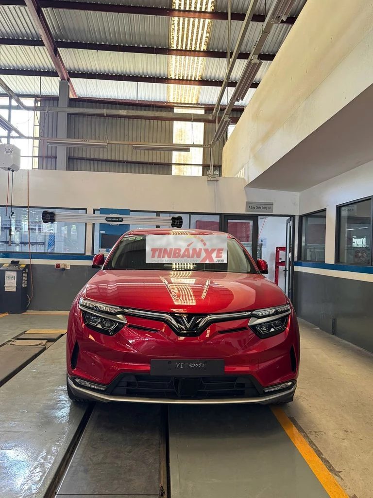 Giá tốt bán nhanh VF8 eco adas 2023 siêu đep
