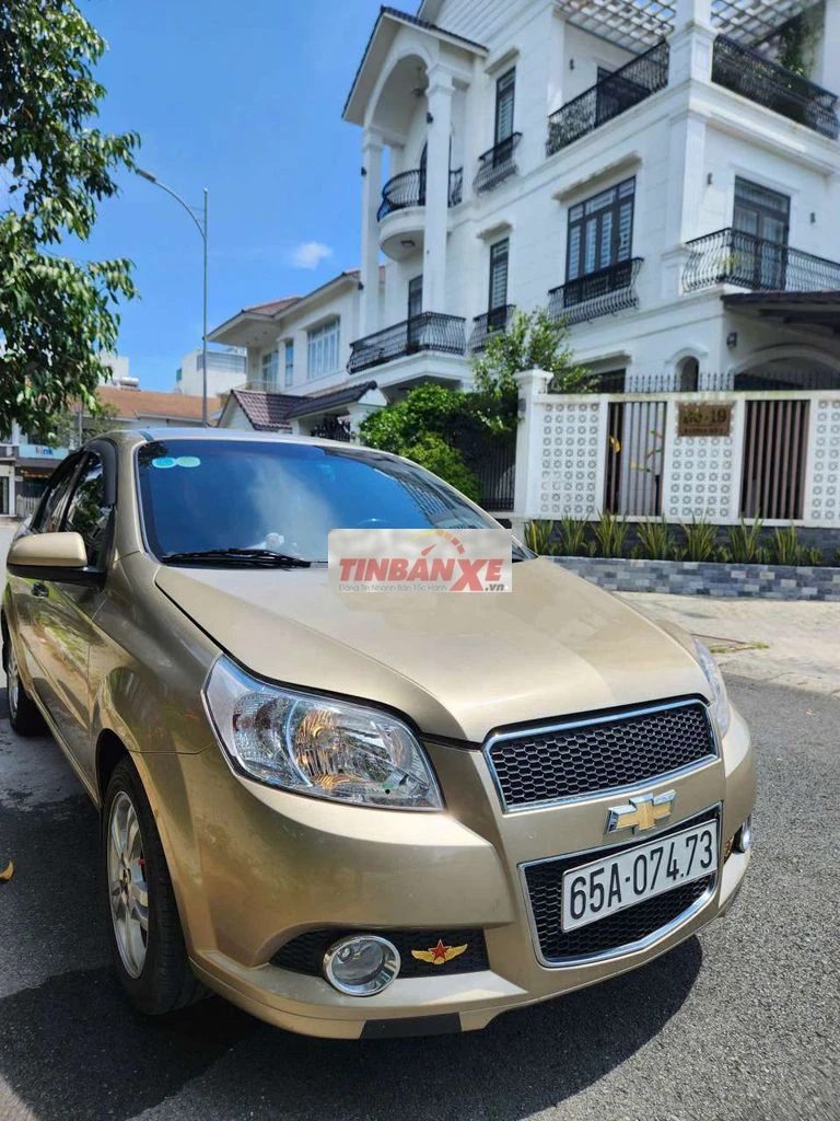 Chevrolet Aveo 2015 số sàn