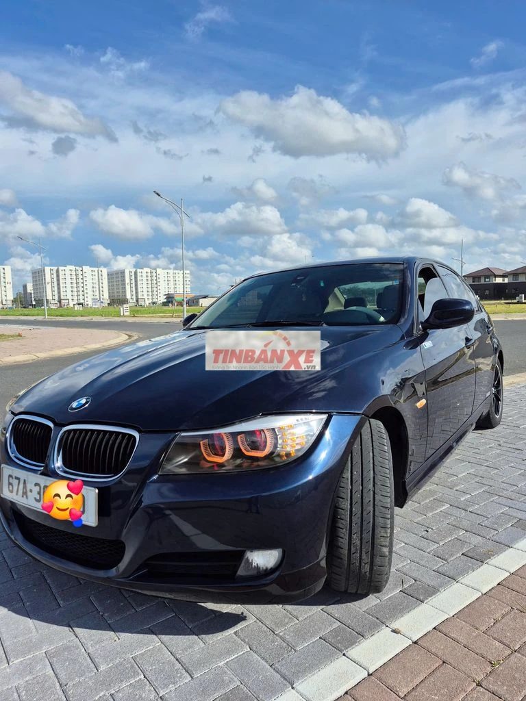BMW 320i - 2010 - nhập Đức