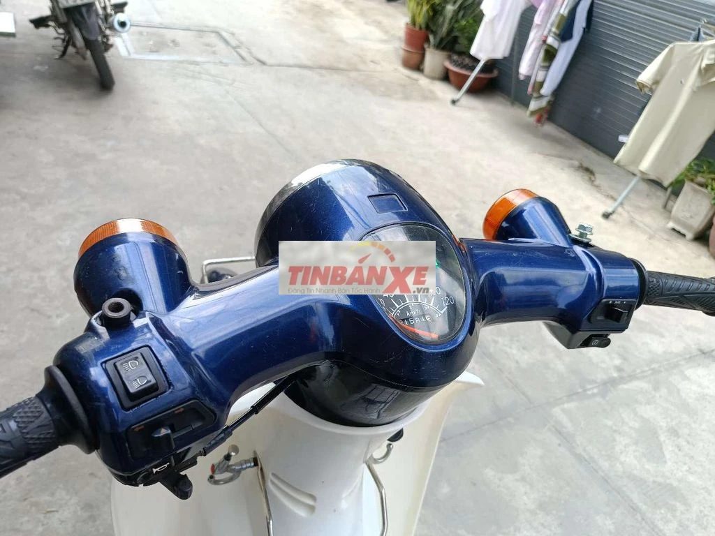 Honda Cub 50cc 2021 Xanh trắng