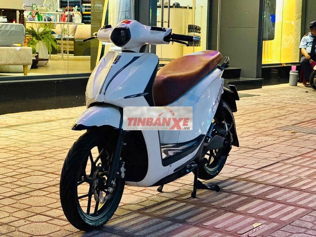 Xe máy điện Datbike S1 Trắng