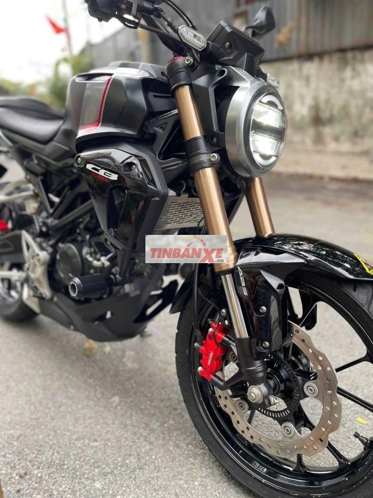 🌈 TPHCM Cb150r abs chính chủ.. siêu đẹp 🥰
