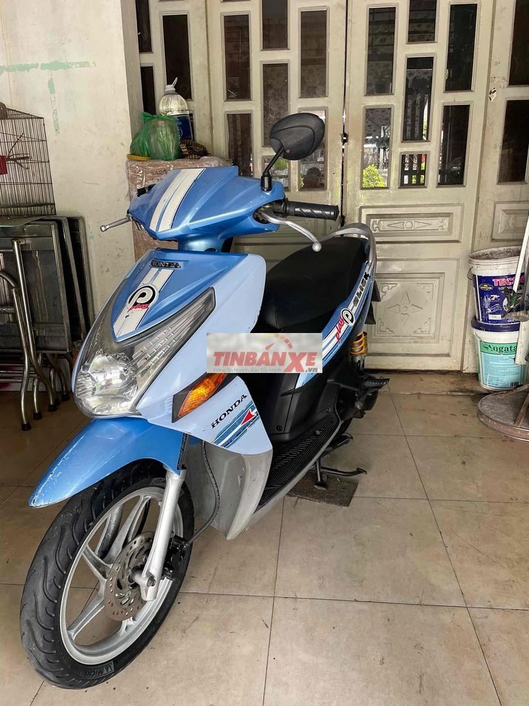 Honda Click nhật nhà mua mới chính hãng xe còn mới