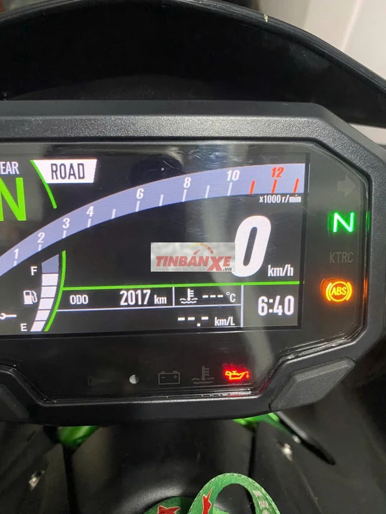 Z900 ABS gen 2 odo 2.017 km – xe siêu lướt
