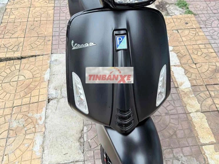 Piaggio Vespa Sprint 125 2024 Đen 14.000 km