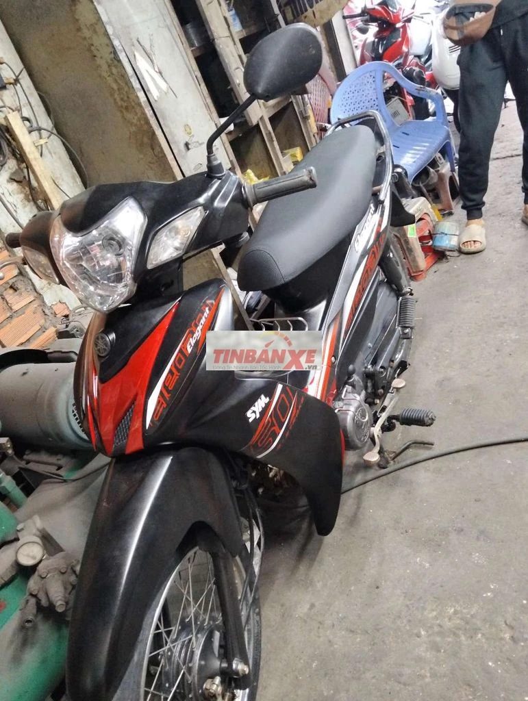 SYM Elegant 50cc bs Víp 74AA .01239