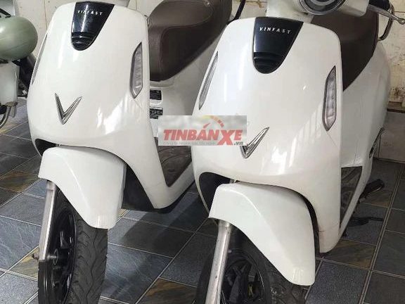 Cặp xe máy điện VinFast EVO 200 - Pin mua