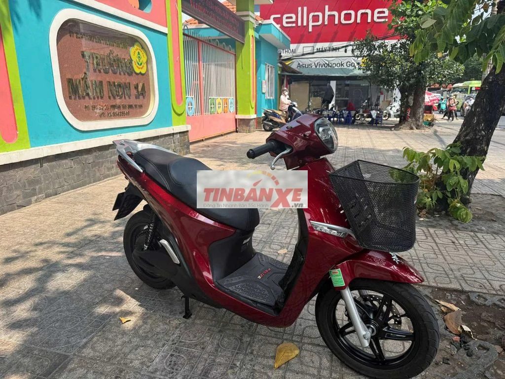 Xe máy điện VinFast Feliz Neo Đỏ