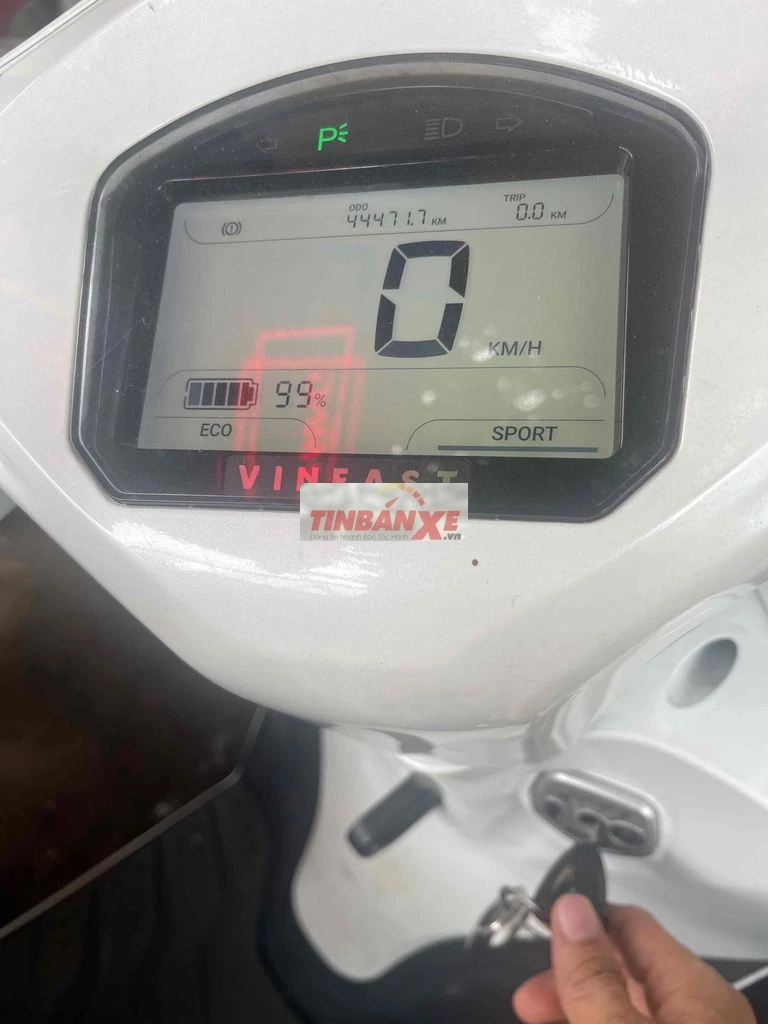 Xe máy điện VinFast Feliz S 2022 Trắng biển 78