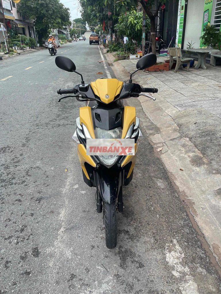 Yamaha Nozza Vàng đen