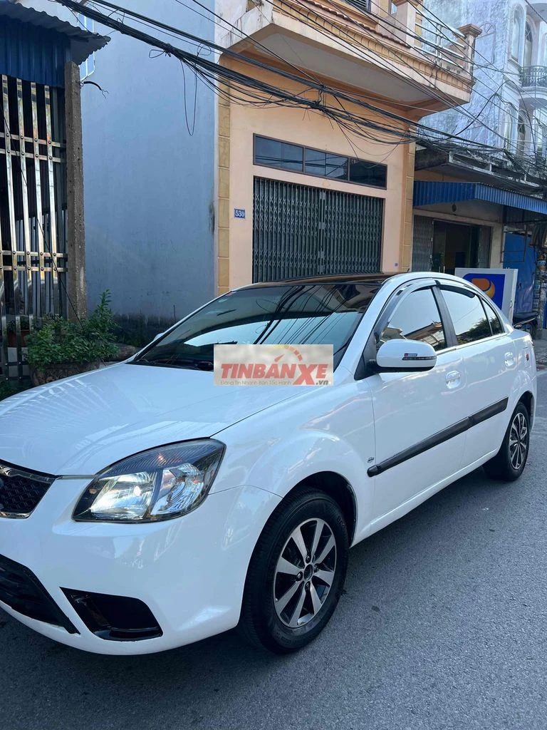 Kia Rio 2009 Trắng