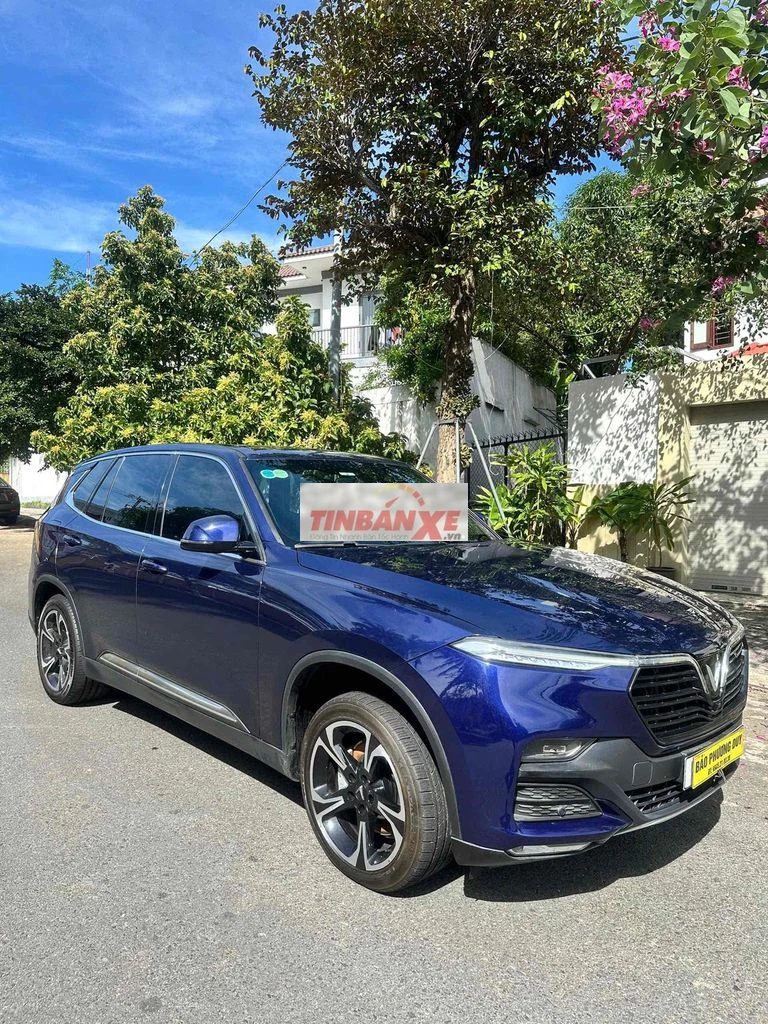 VinFast Lux SA2.0 2021