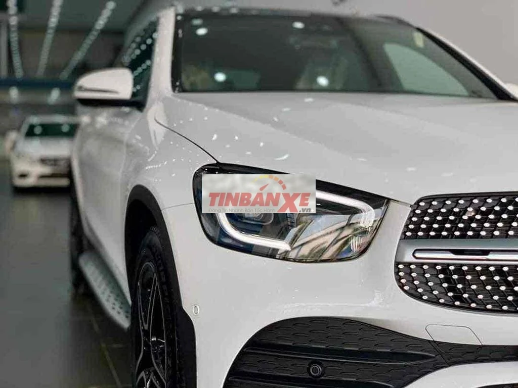 Mercedes-Benz GLC 300 V1 Trắng 40.600 km